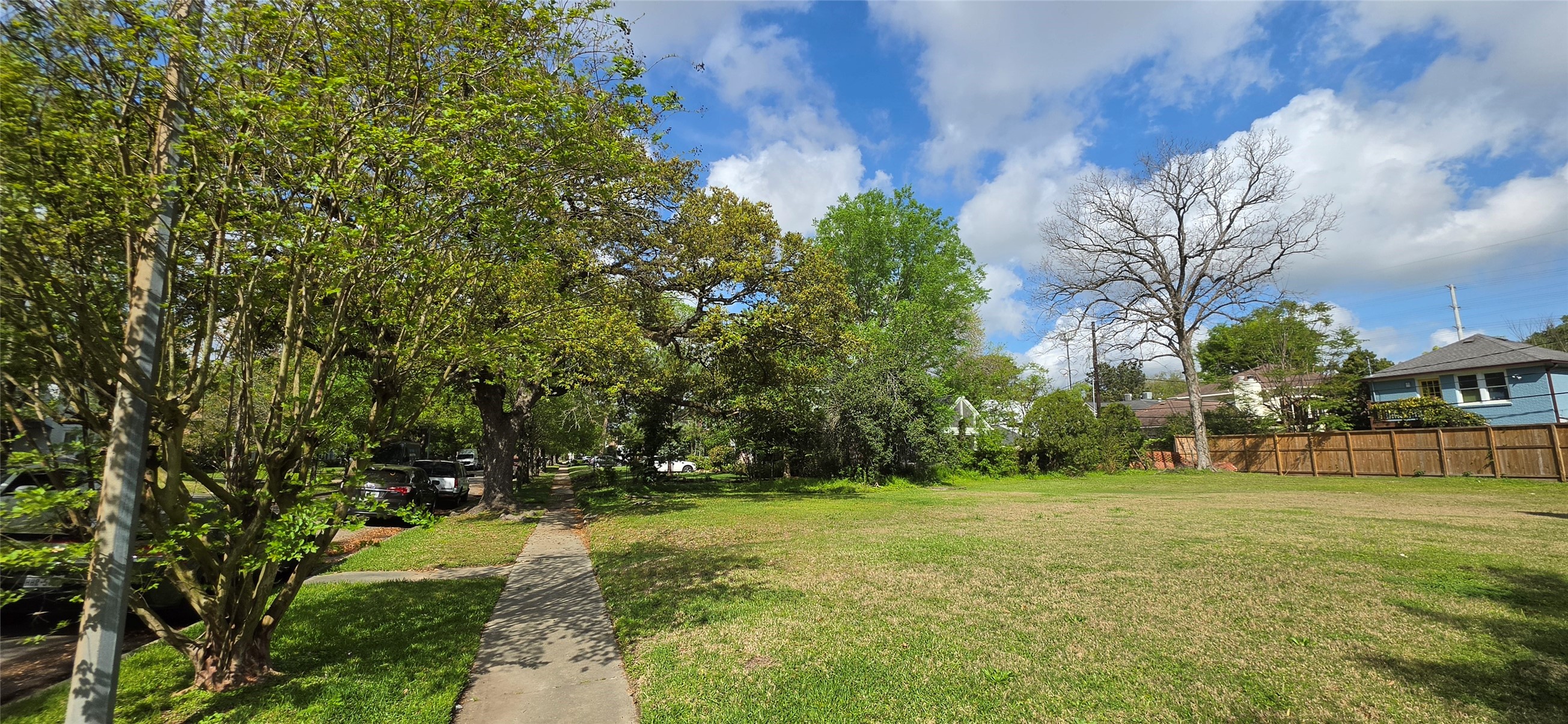 2024 Milford Street Houston, TX 77098 - Photo 8 of 9