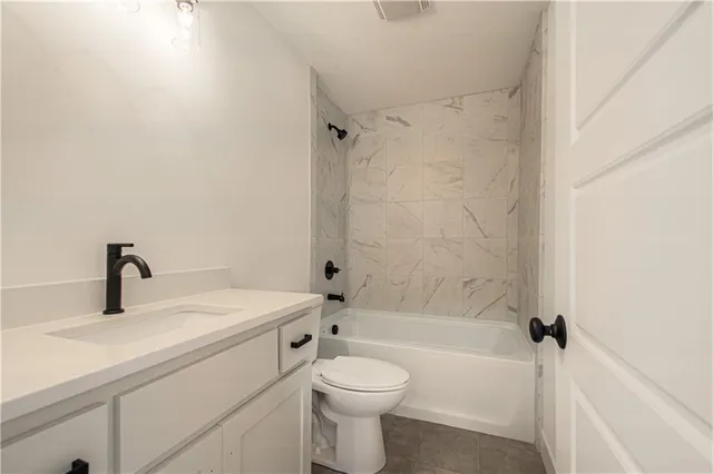 $619,950 | 12445 Northwest Appaloosa Street, Platte City, MO 64079