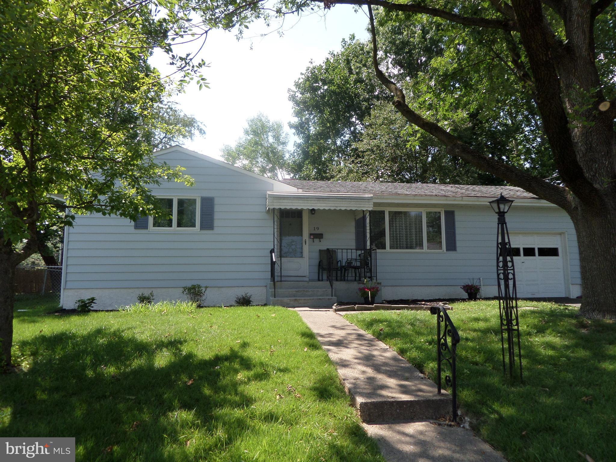19 Hempstead Road Hamilton, NJ 08610 - Photo 1 of 42 Exterior front