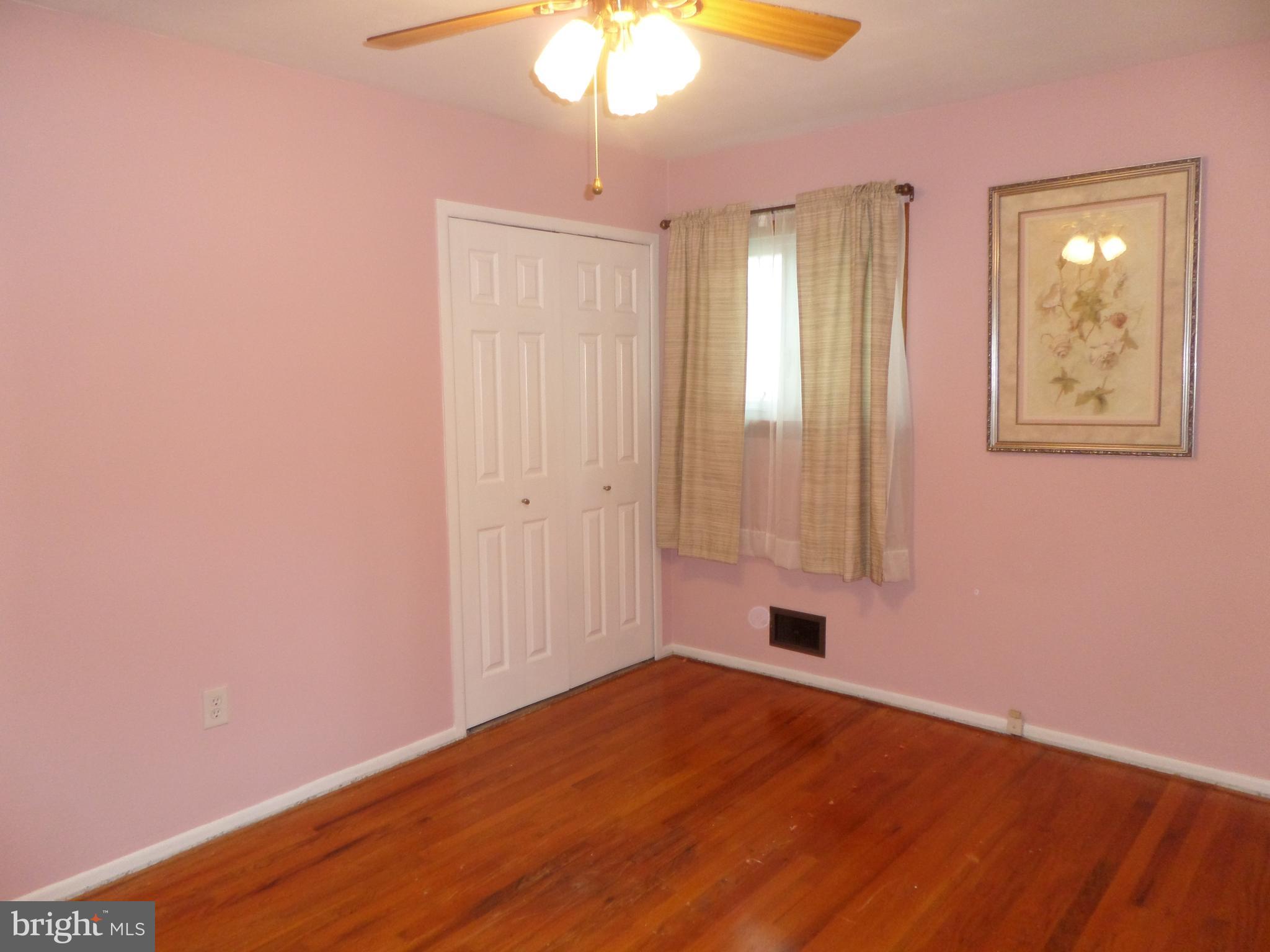 19 Hempstead Road Hamilton, NJ 08610 - Photo 20 of 42 Main Bedroom