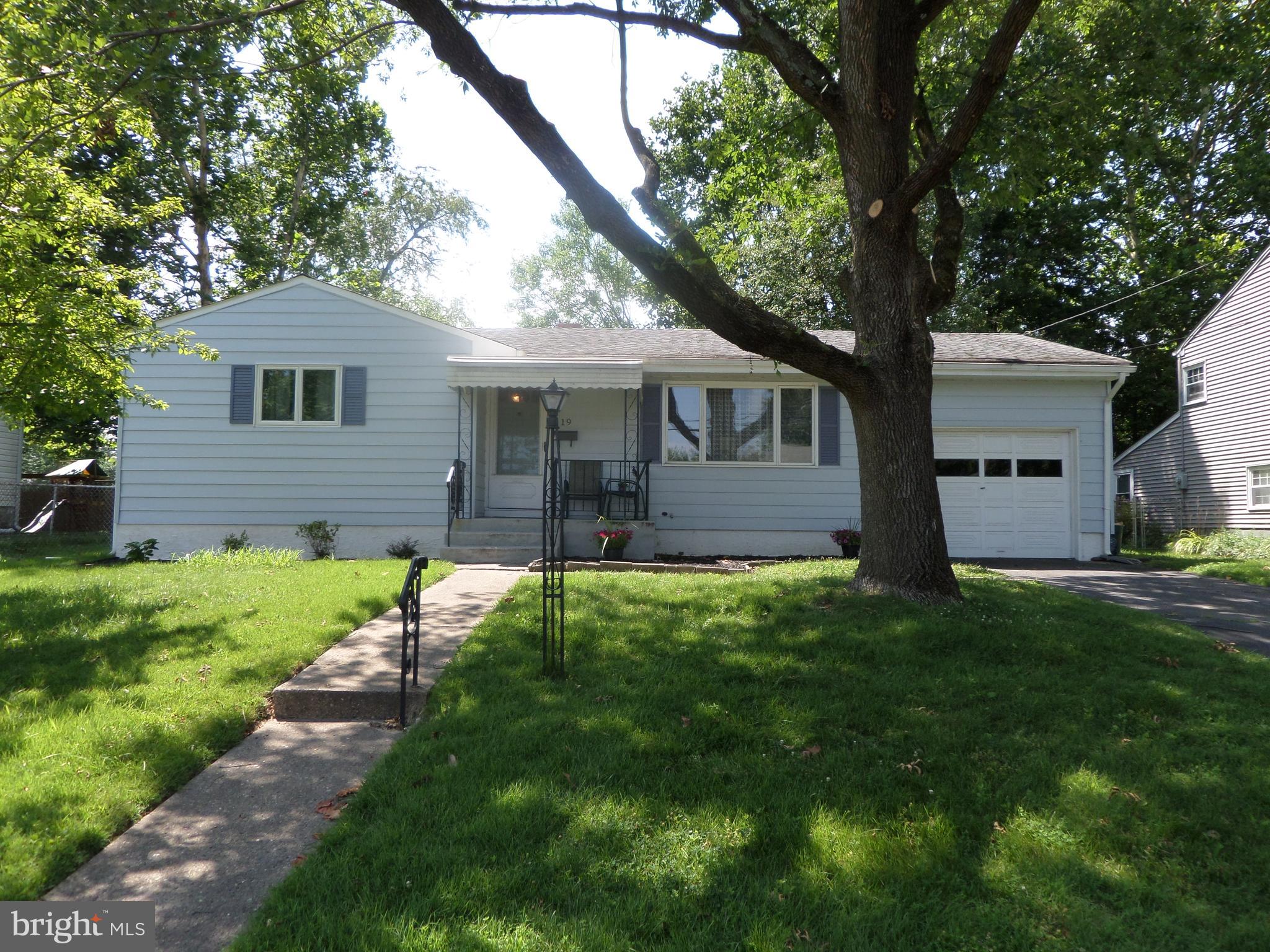 19 Hempstead Road Hamilton, NJ 08610 - Photo 3 of 42 Exterior front
