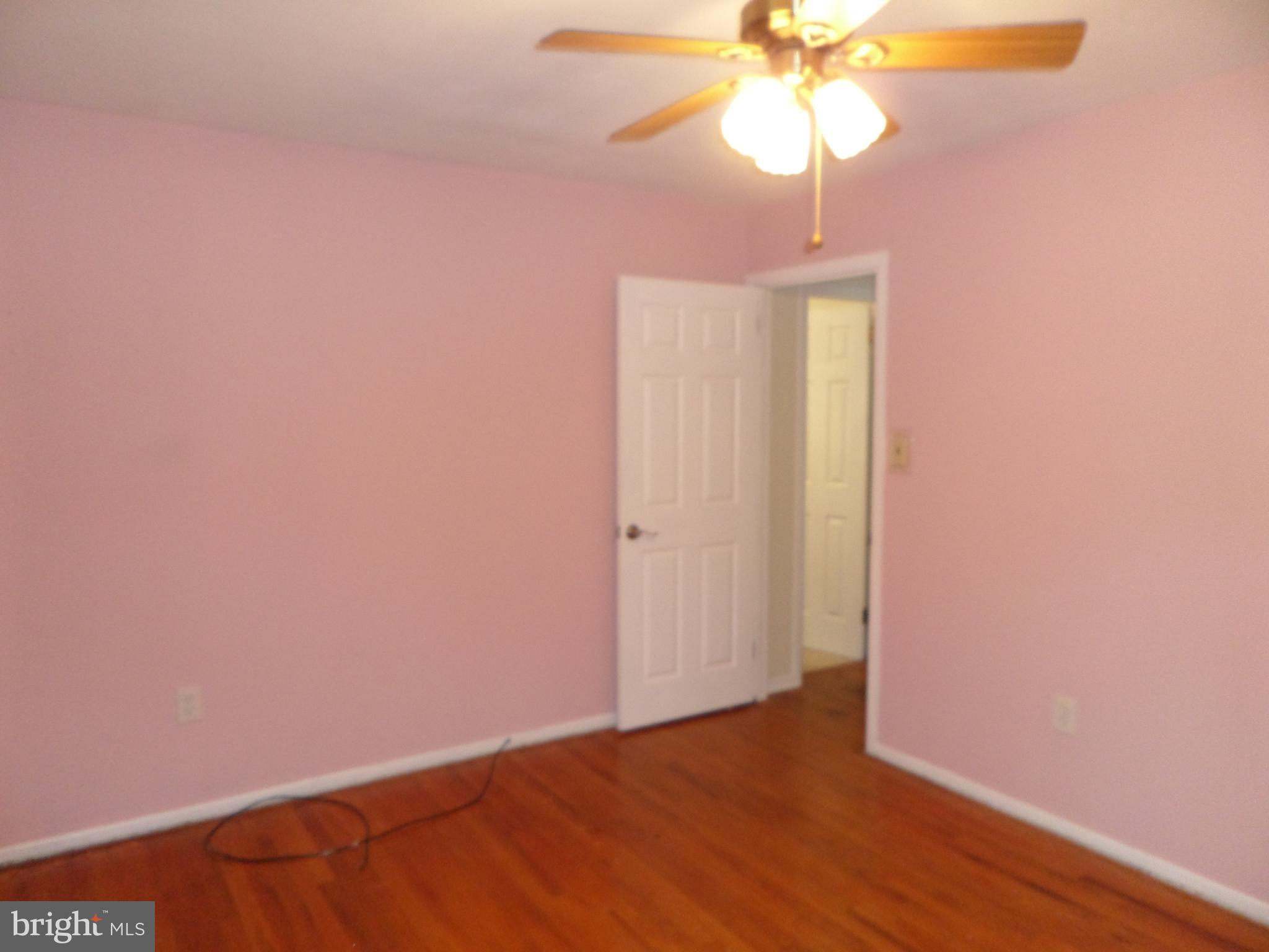 19 Hempstead Road Hamilton, NJ 08610 - Photo 21 of 42 Main Bedroom