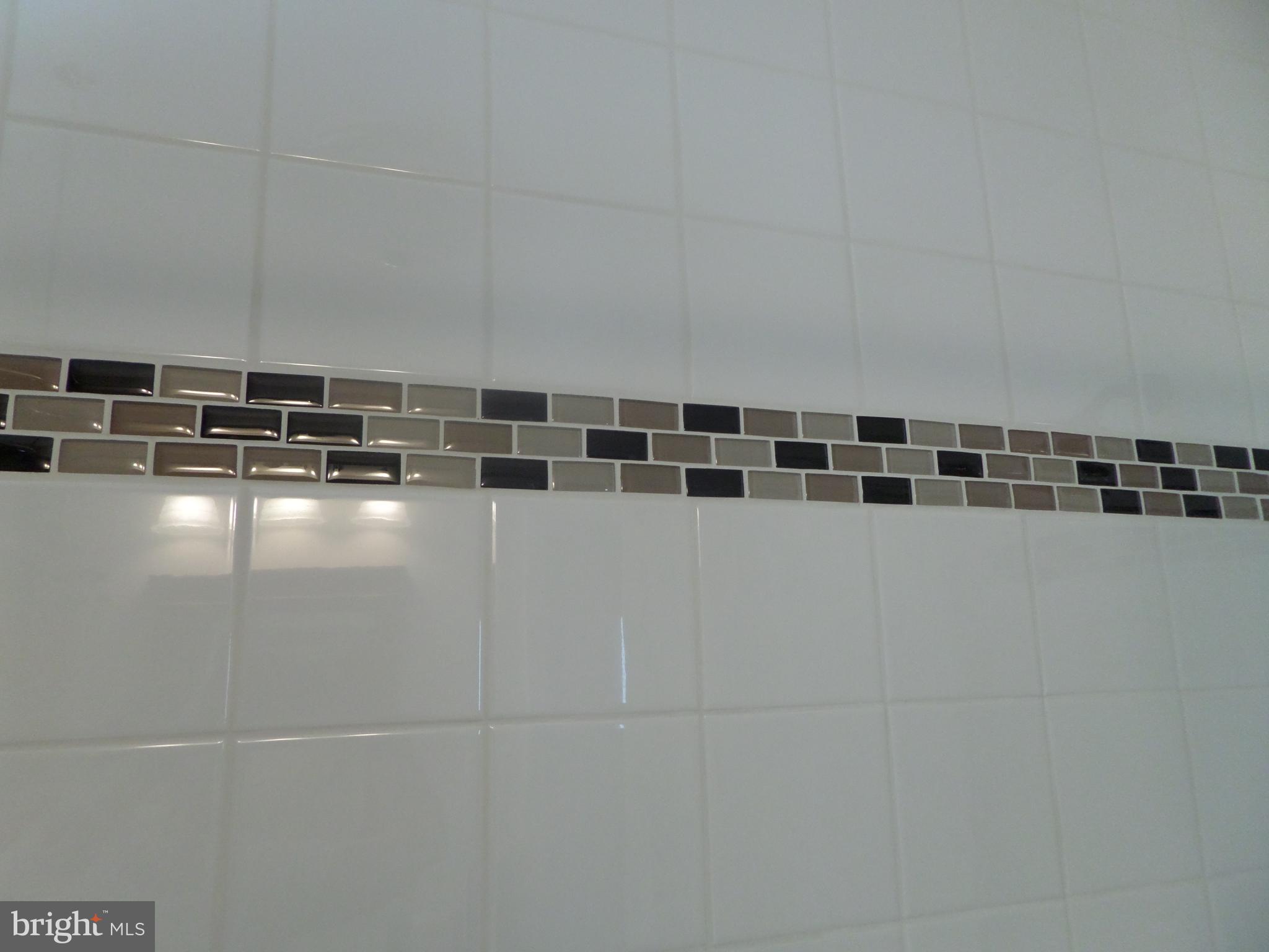 19 Hempstead Road Hamilton, NJ 08610 - Photo 30 of 42 Full bath tiling