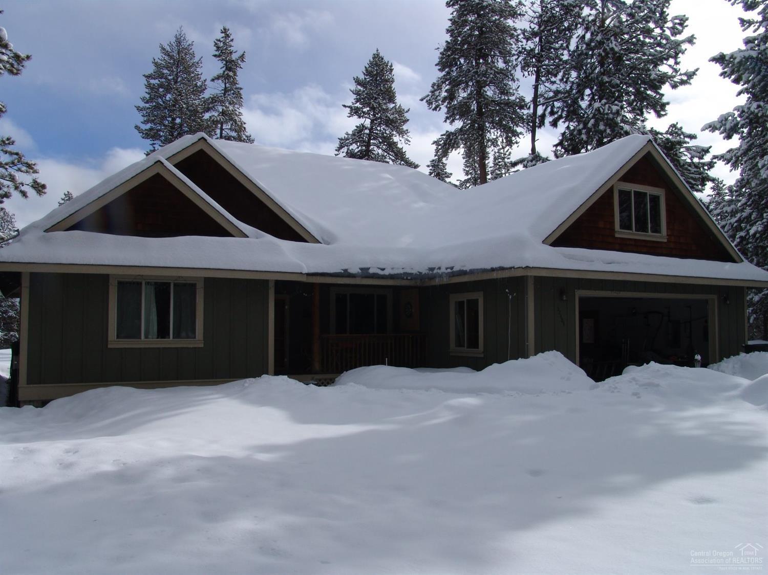 52484 River Pine Road La Pine, OR 97739 - Photo 1 of 25 Primary Photo