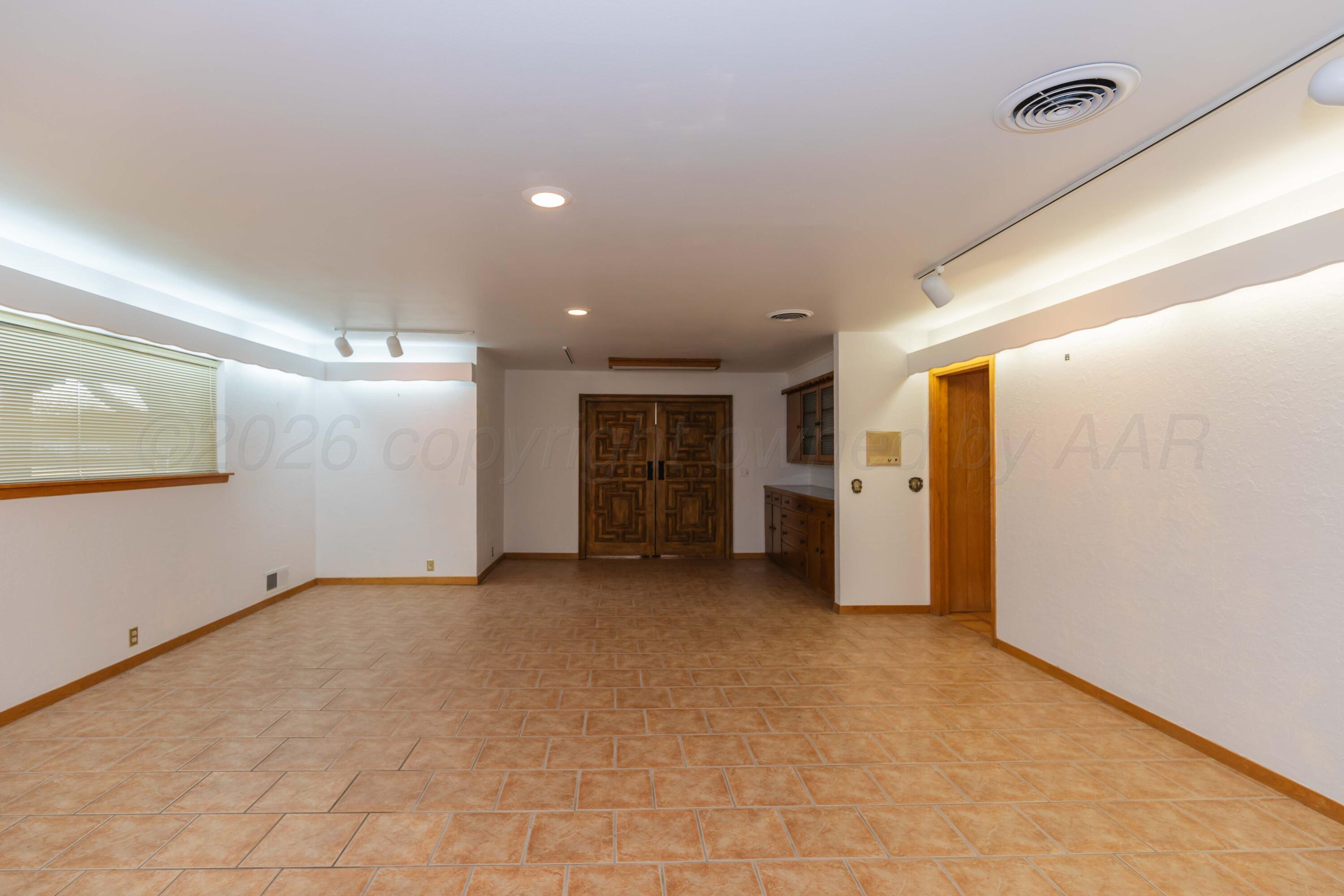 901 West 2nd Street Claude, TX 79019 - Photo 15 of 64 LIVING ROOM VIEW 1