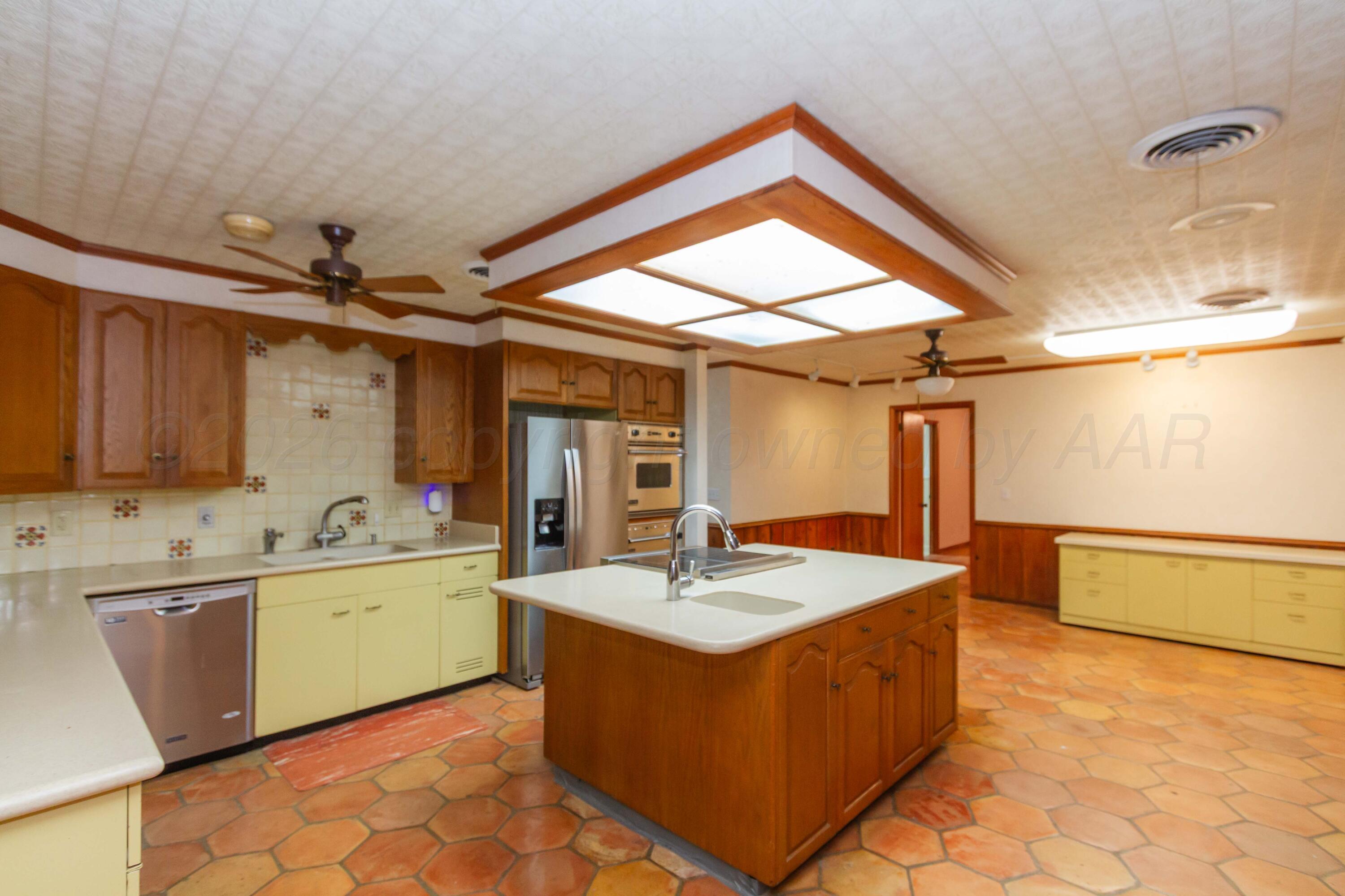 901 West 2nd Street Claude, TX 79019 - Photo 17 of 64 KITCHEN 1 VIEW 1