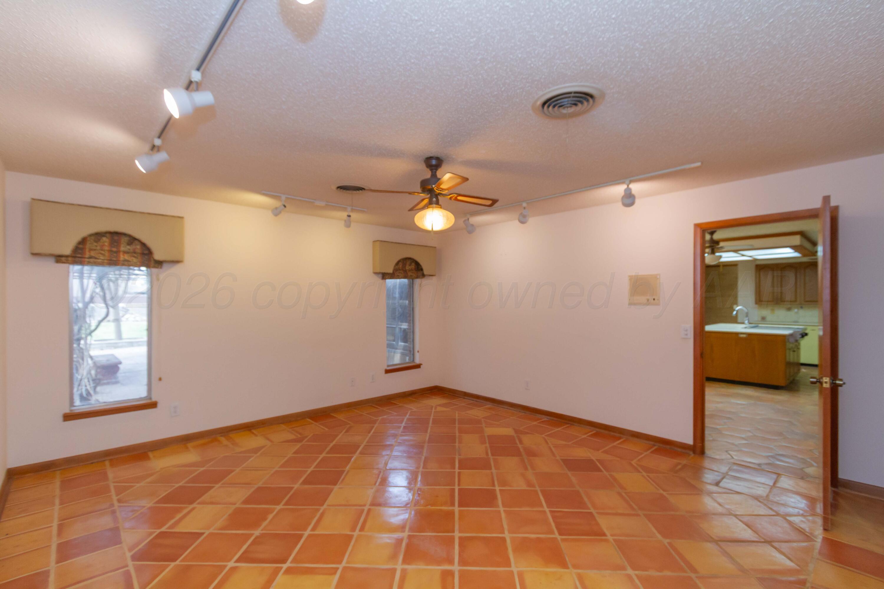 901 West 2nd Street Claude, TX 79019 - Photo 31 of 64 PRIMARY VIEW 4