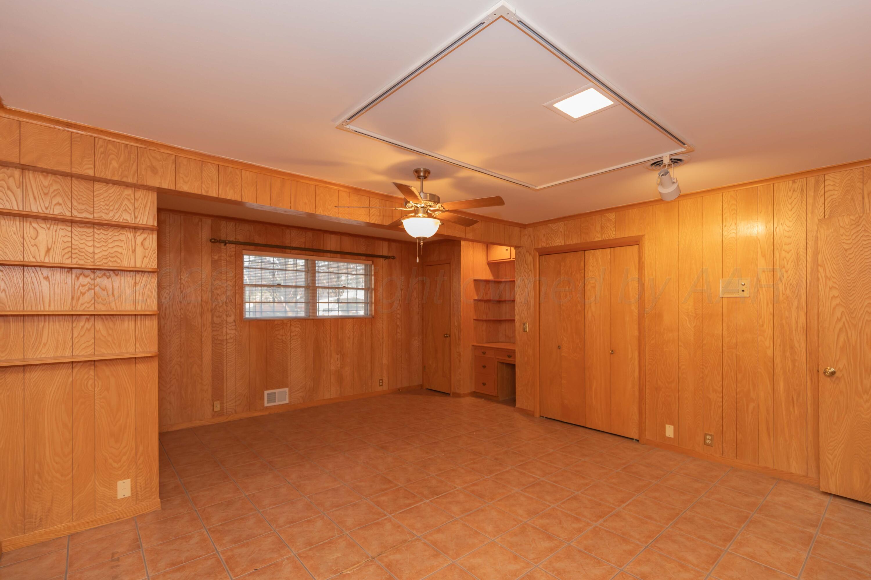 901 West 2nd Street Claude, TX 79019 - Photo 40 of 64 BEDROOM 2 VIEW 2