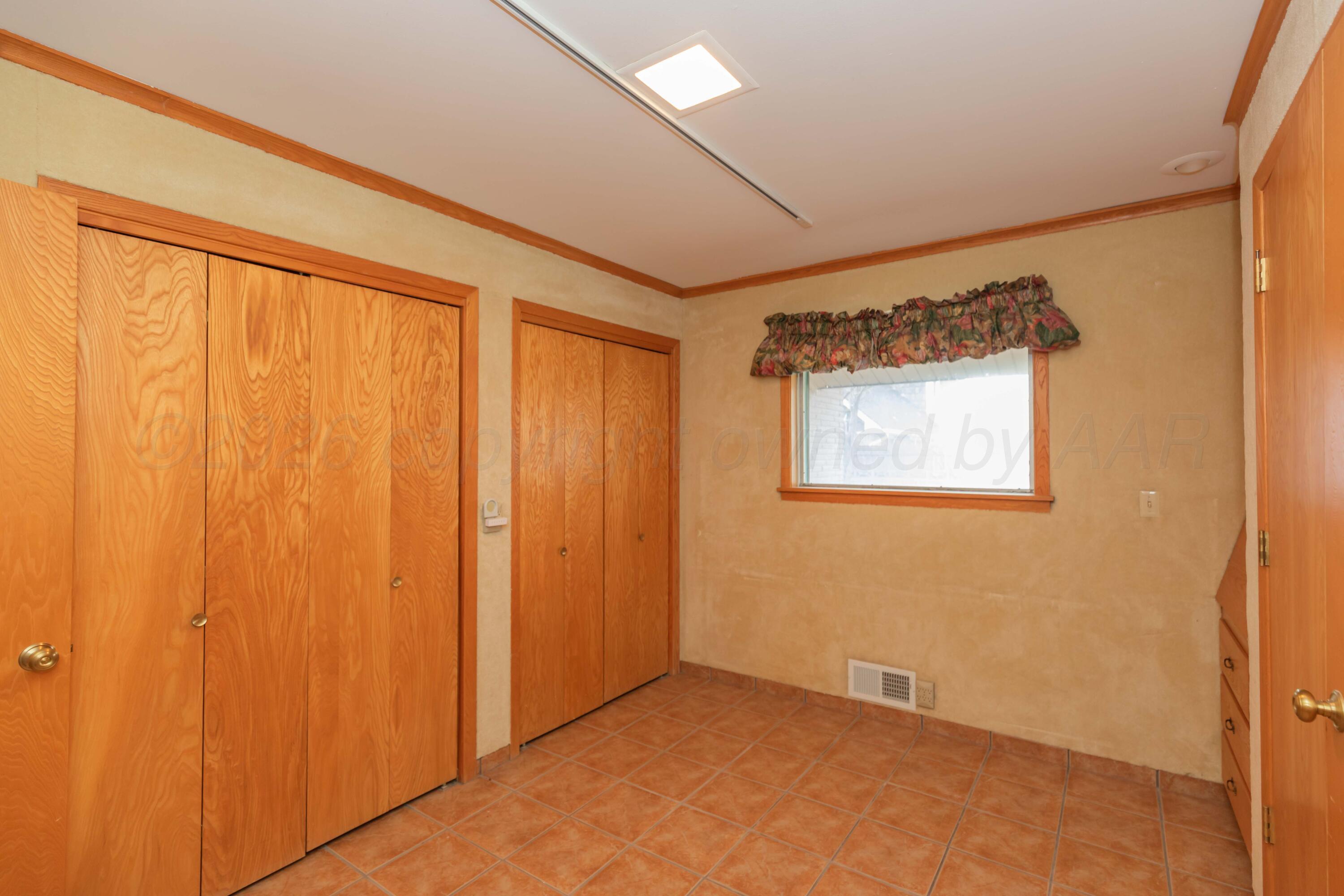 901 West 2nd Street Claude, TX 79019 - Photo 51 of 64 BEDROOM 4 VIEW 2