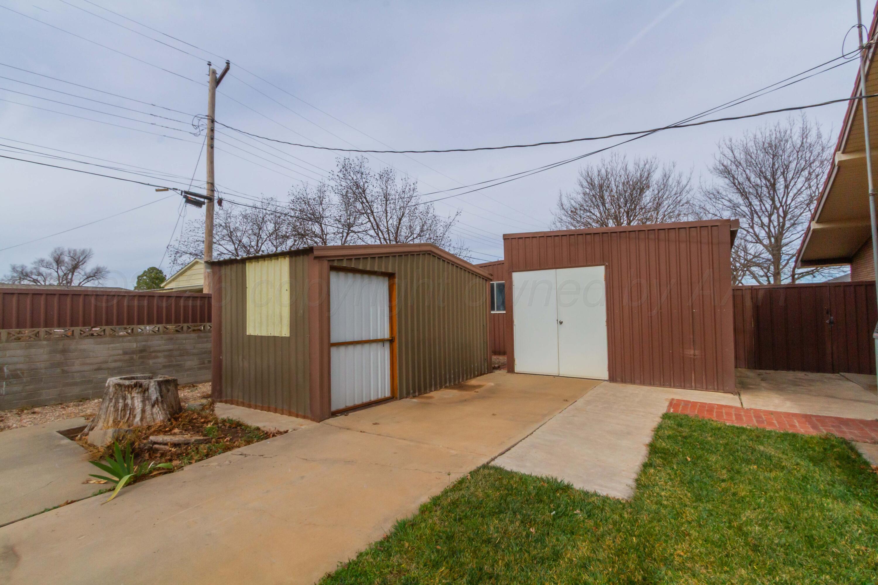 901 West 2nd Street Claude, TX 79019 - Photo 62 of 64 BACKYARD VIEW 3