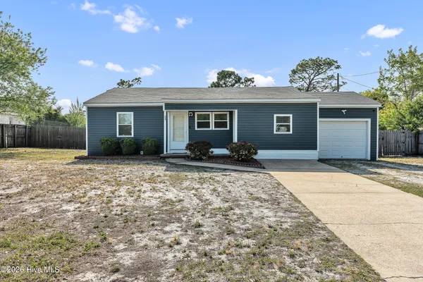 $240,000 | 33 Riegel Drive, Hubert, NC 28539