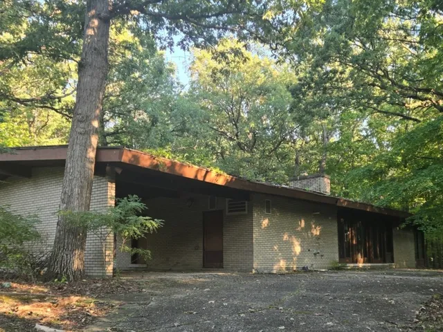 $139,900 | 48 Woodland Glen, Park Forest, IL 60466