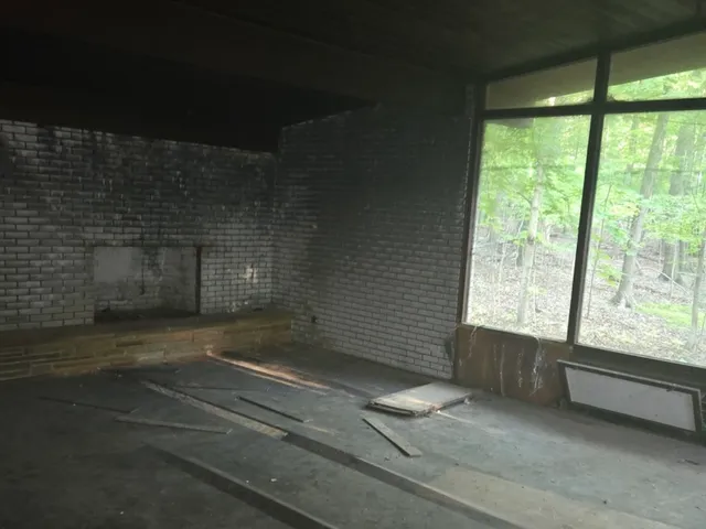 $139,900 | 48 Woodland Glen, Park Forest, IL 60466