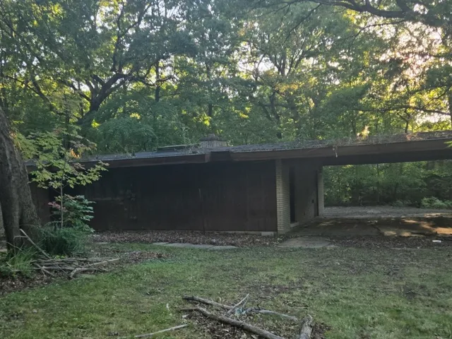 $139,900 | 48 Woodland Glen, Park Forest, IL 60466