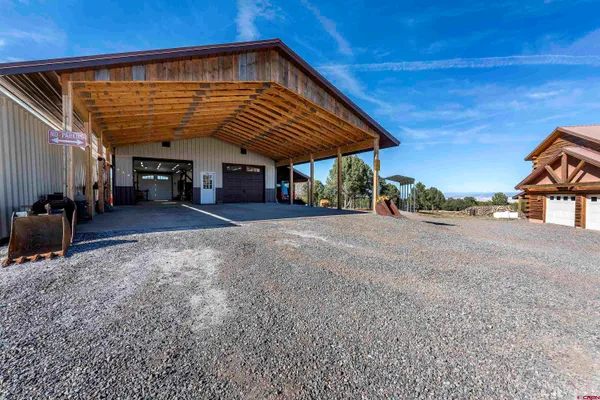 $1,165,000 | 382 Sugar Bush Lane, Montrose, CO 81403