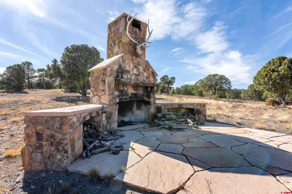 $1,165,000 | 382 Sugar Bush Lane, Montrose, CO 81403