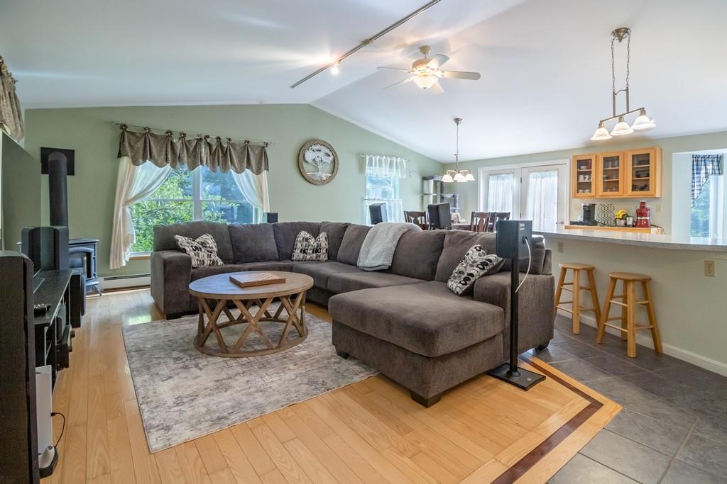 667 Bog Road Hermon, ME 04401 - Photo 21 of 37 667 Bog Road Interiors-7 (Copy)