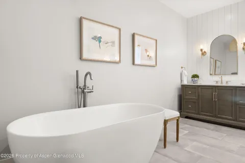 $2,595,000 | 70 Elk Track Lane, Carbondale, CO 81623