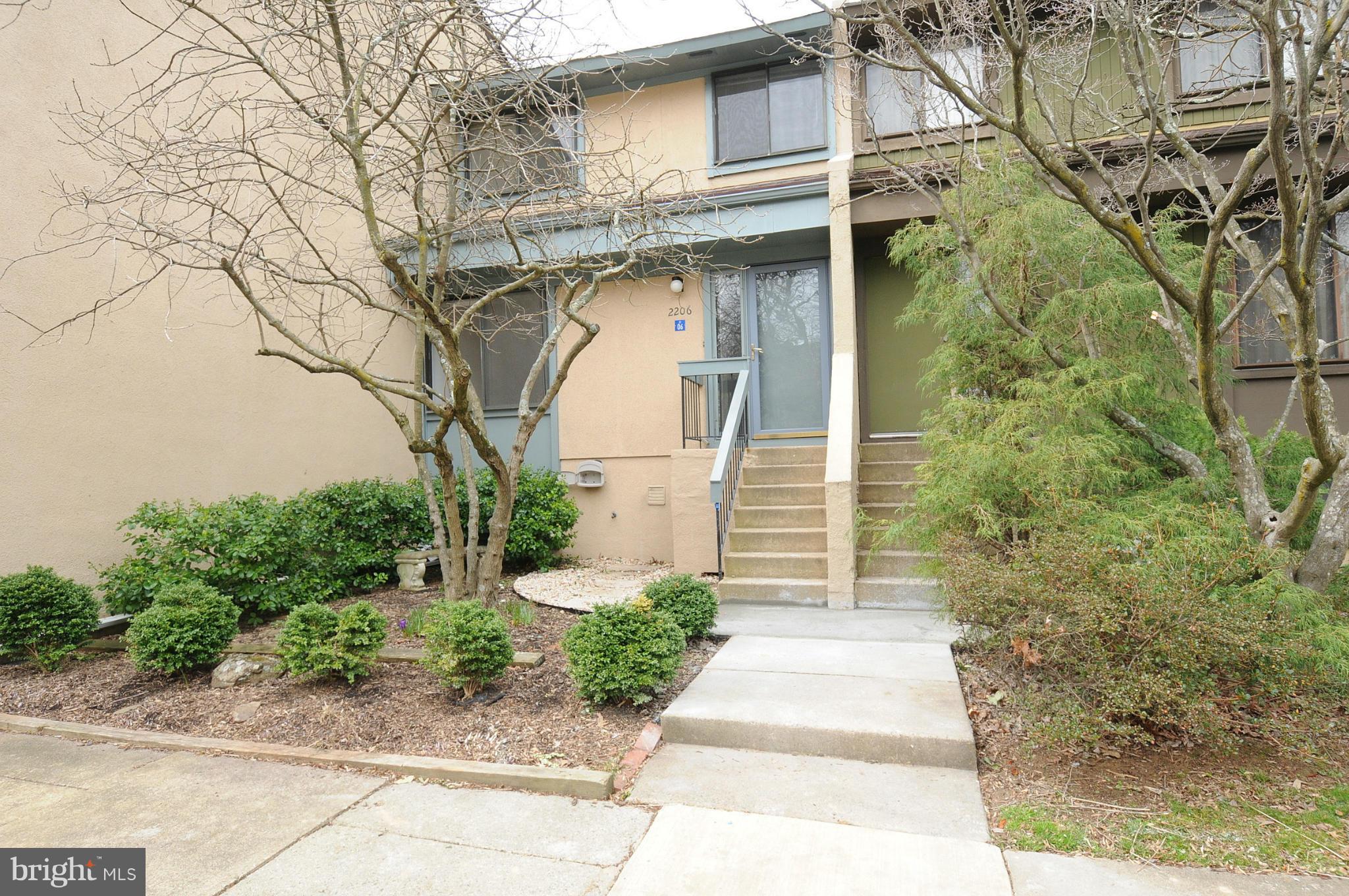 2206 Cartwright Place Reston, VA 20191 - Photo 1 of 28 Exterior (Front)