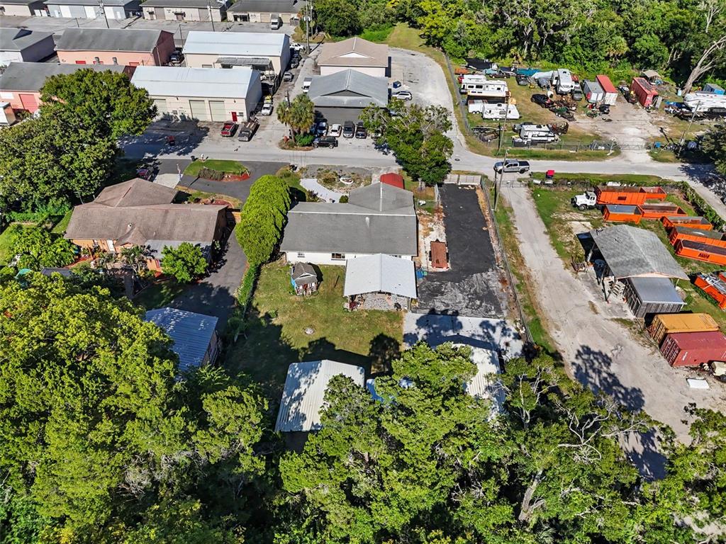 7813 Leo Kidd Avenue Port Richey, FL 34668 - Photo 7 of 95