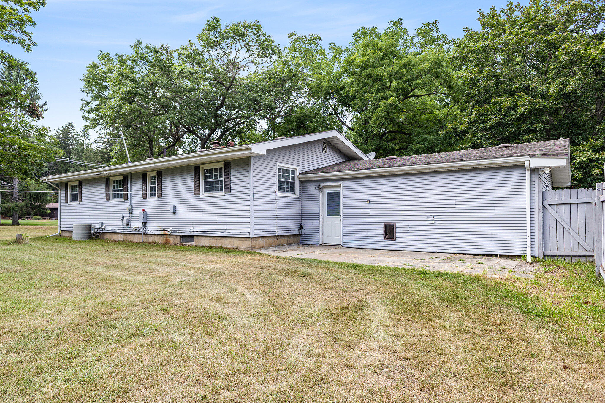 5225 Merriman Road Jackson, MI 49201 - Photo 22 of 25 022_file_615
