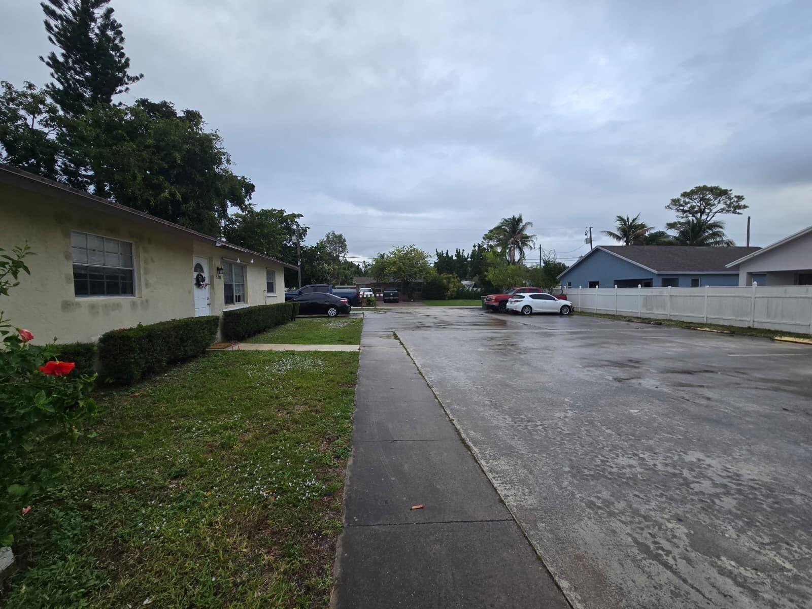 3882 Dale Road Palm Springs, FL 33406 - Photo 12 of 17 WhatsApp Image 2025-12-09 at 16.41.35 (2