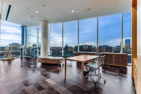 $5,995,000 | 2430 Victory Park Lane, Unit 3001, Dallas, TX 75219