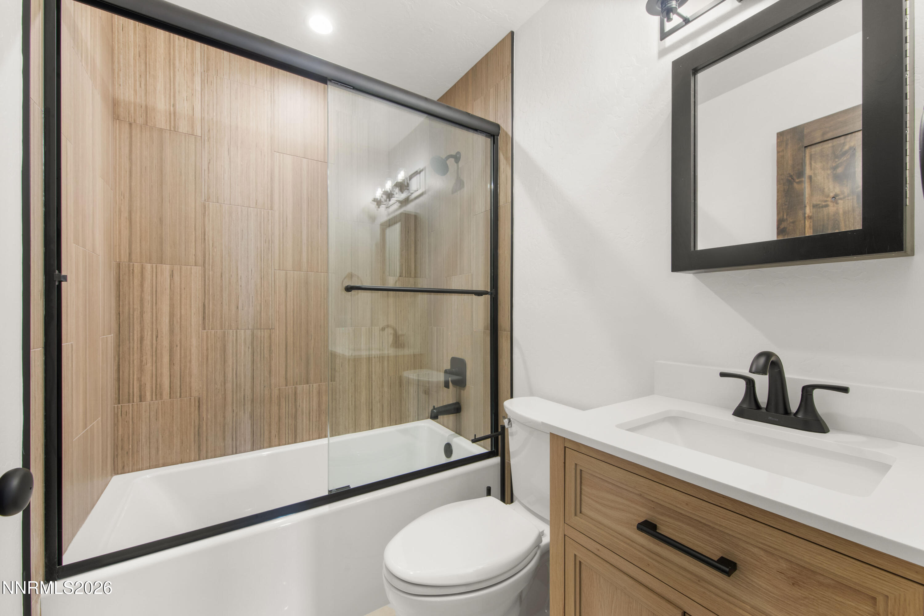 307 Galaxy Lane, Unit C Stateline, NV 89449 - Photo 12 of 26 307GalaxyLnUnitC(interiors)(7of12)