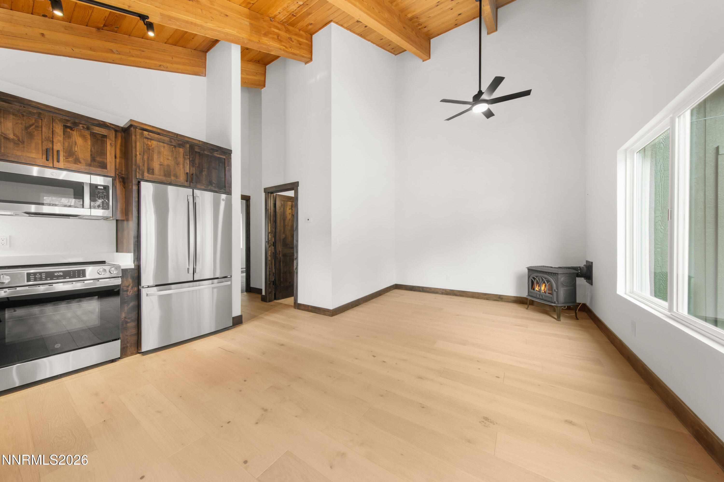 307 Galaxy Lane, Unit C Stateline, NV 89449 - Photo 2 of 26 307GalaxyLnUnitC(interiors)(1of12)