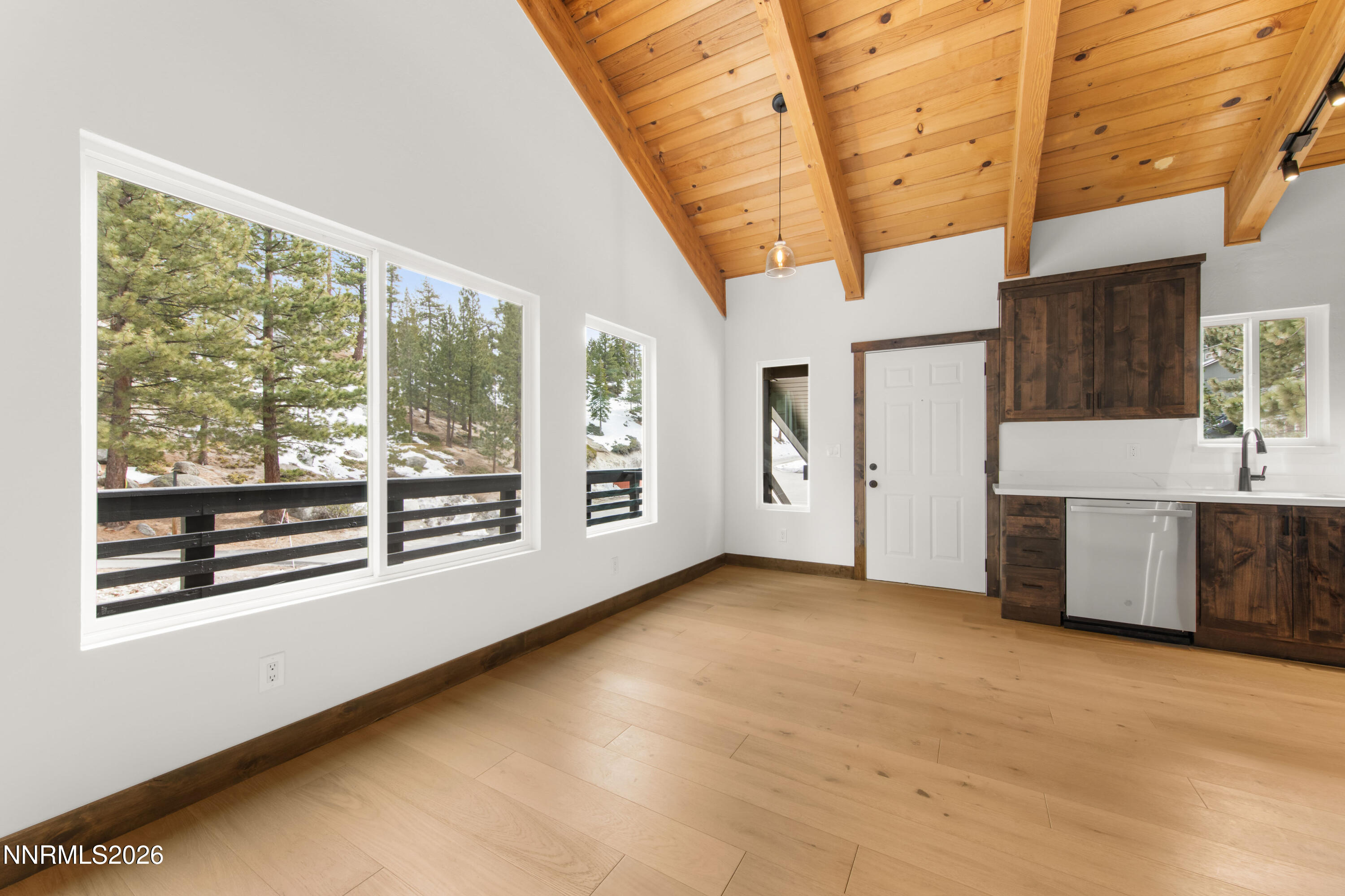 307 Galaxy Lane, Unit C Stateline, NV 89449 - Photo 3 of 26 307GalaxyLnUnitC(interiors)(4of12)