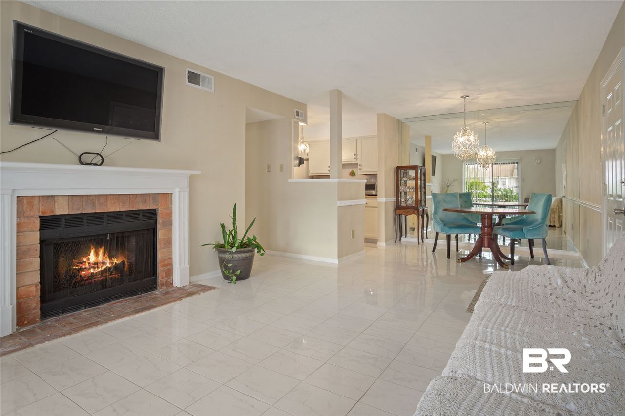 1251 Henckley Avenue, Unit 103 Mobile, AL 36609 - Photo 4 of 13