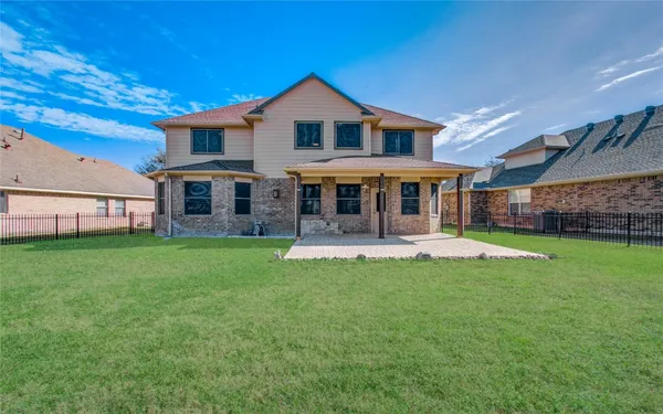 $485,000 | 8427 East Windhaven Terrace Trail, Cypress, TX 77433