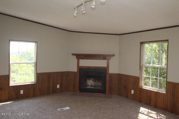 1272 Kays Road Lawrenceburg, KY 40342 - Photo 9 of 29 8