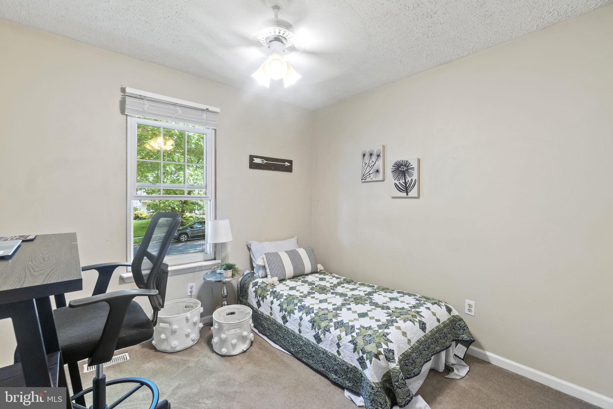 287 Waycross Way Arnold, MD 21012 - Photo 20 of 34 2 of 2 secondary bedrooms