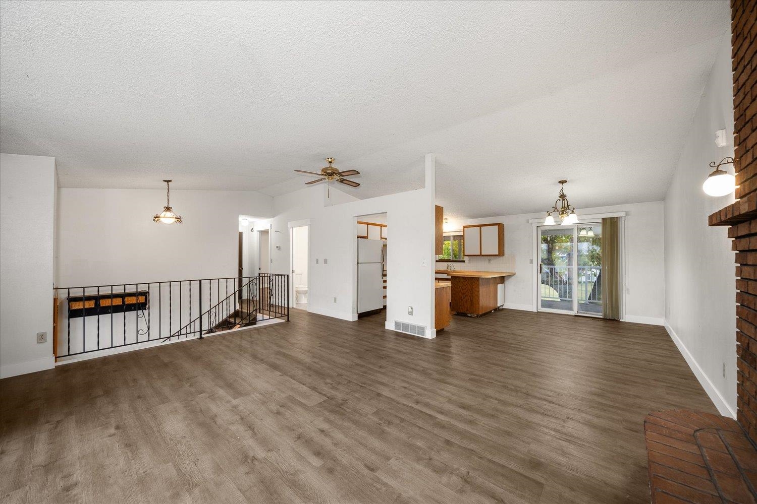 1711 North Herald Road Spokane Valley, WA 99206 - Photo 8 of 44