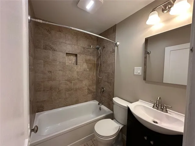 $1,975 | 139 Bonesteel Street, Greece, NY 14615