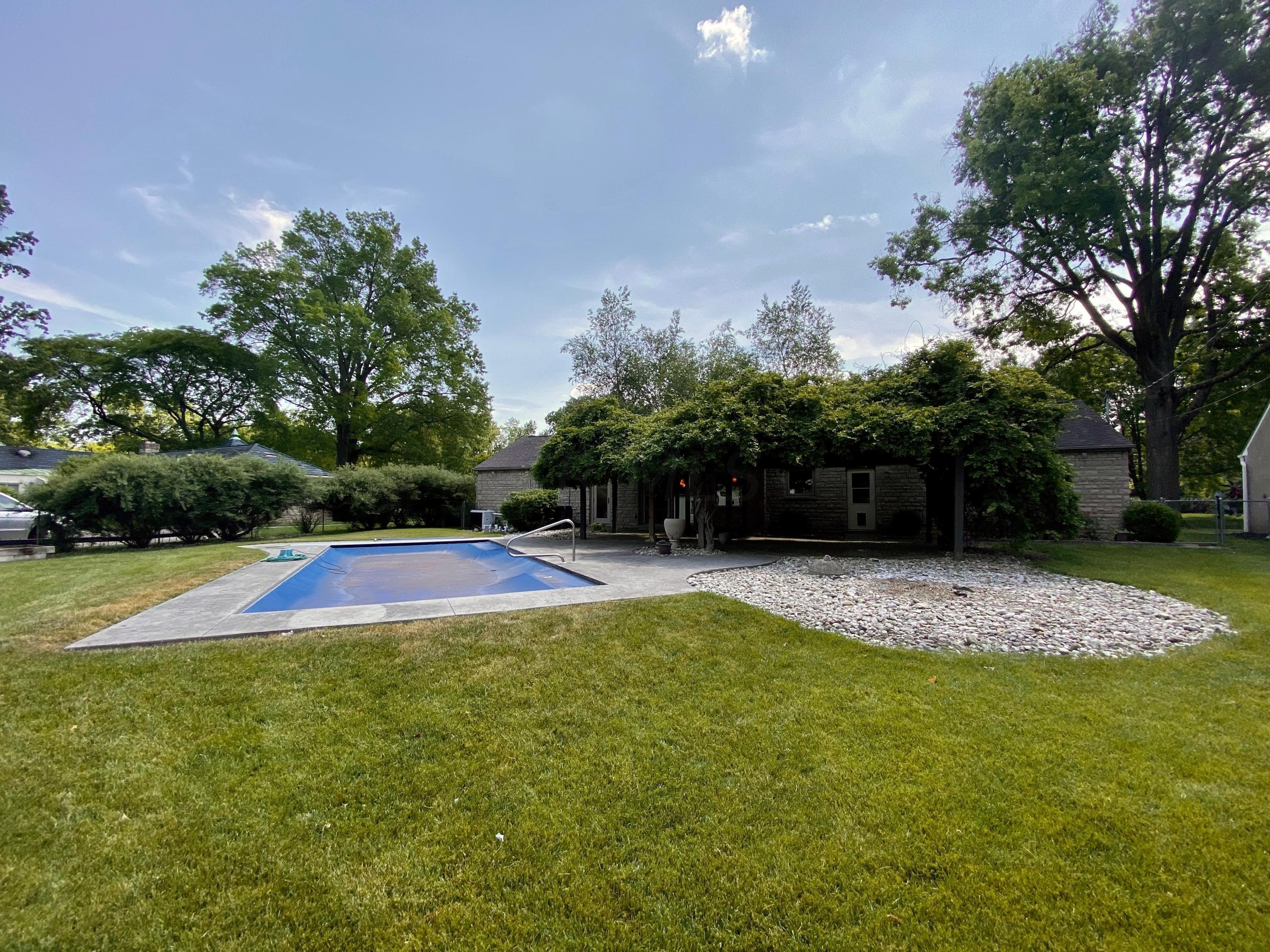 111 South Harding Road Columbus, OH 43209 - Photo 34 of 41