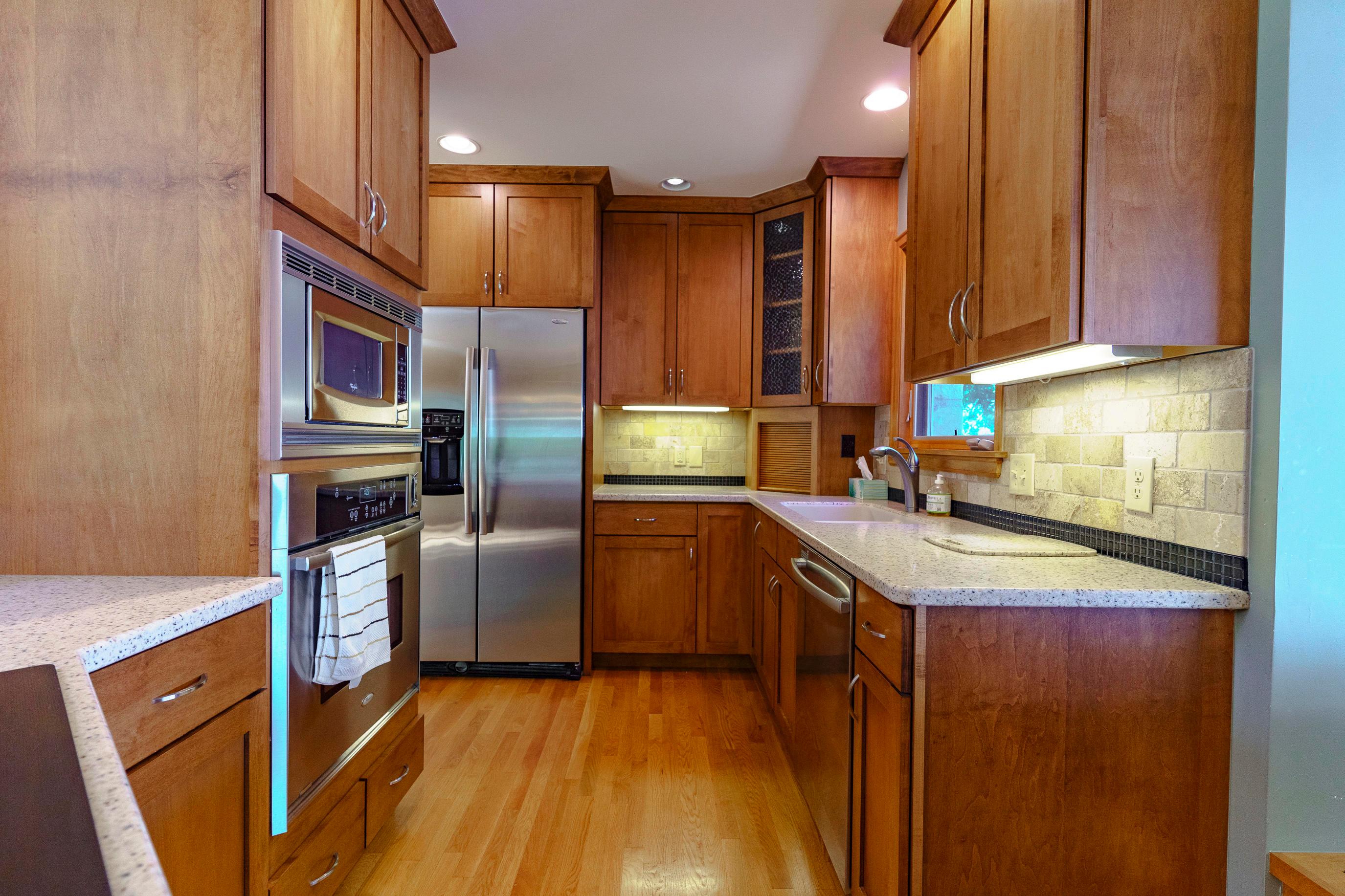 111 South Harding Road Columbus, OH 43209 - Photo 10 of 41