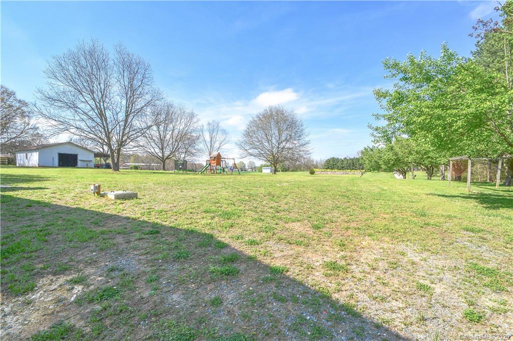 3215 Baucom Manor Road Monroe, NC 28110 - Photo 6 of 23
