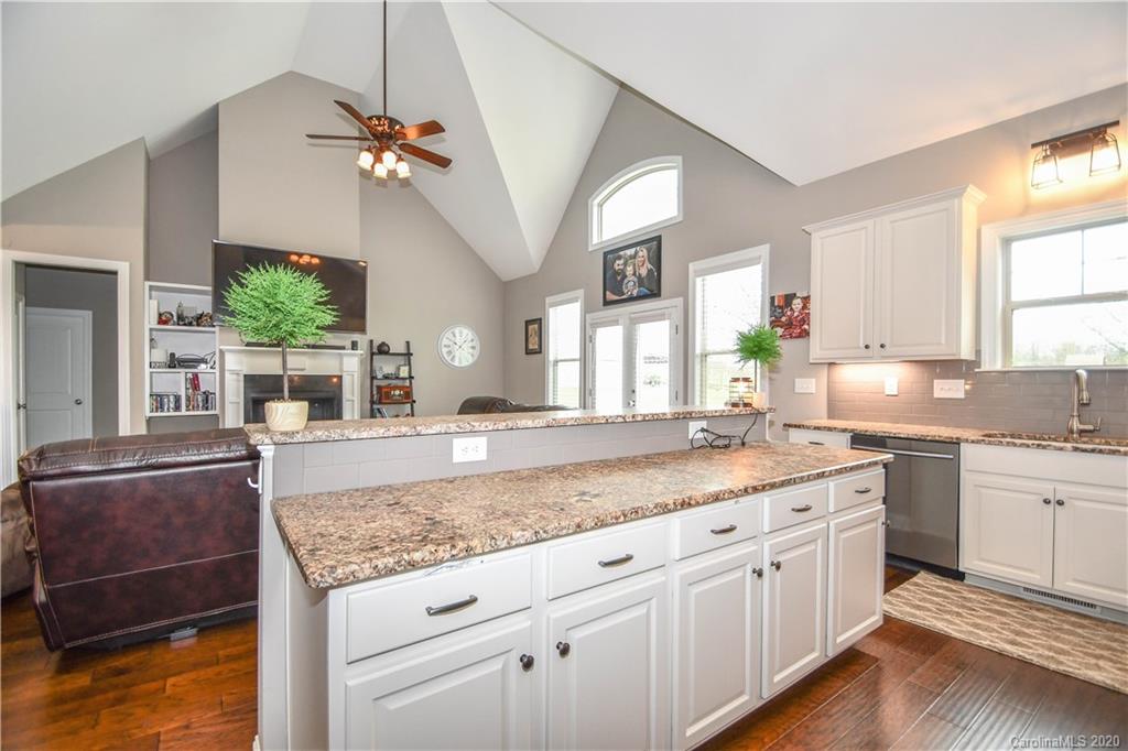 3215 Baucom Manor Road Monroe, NC 28110 - Photo 10 of 23