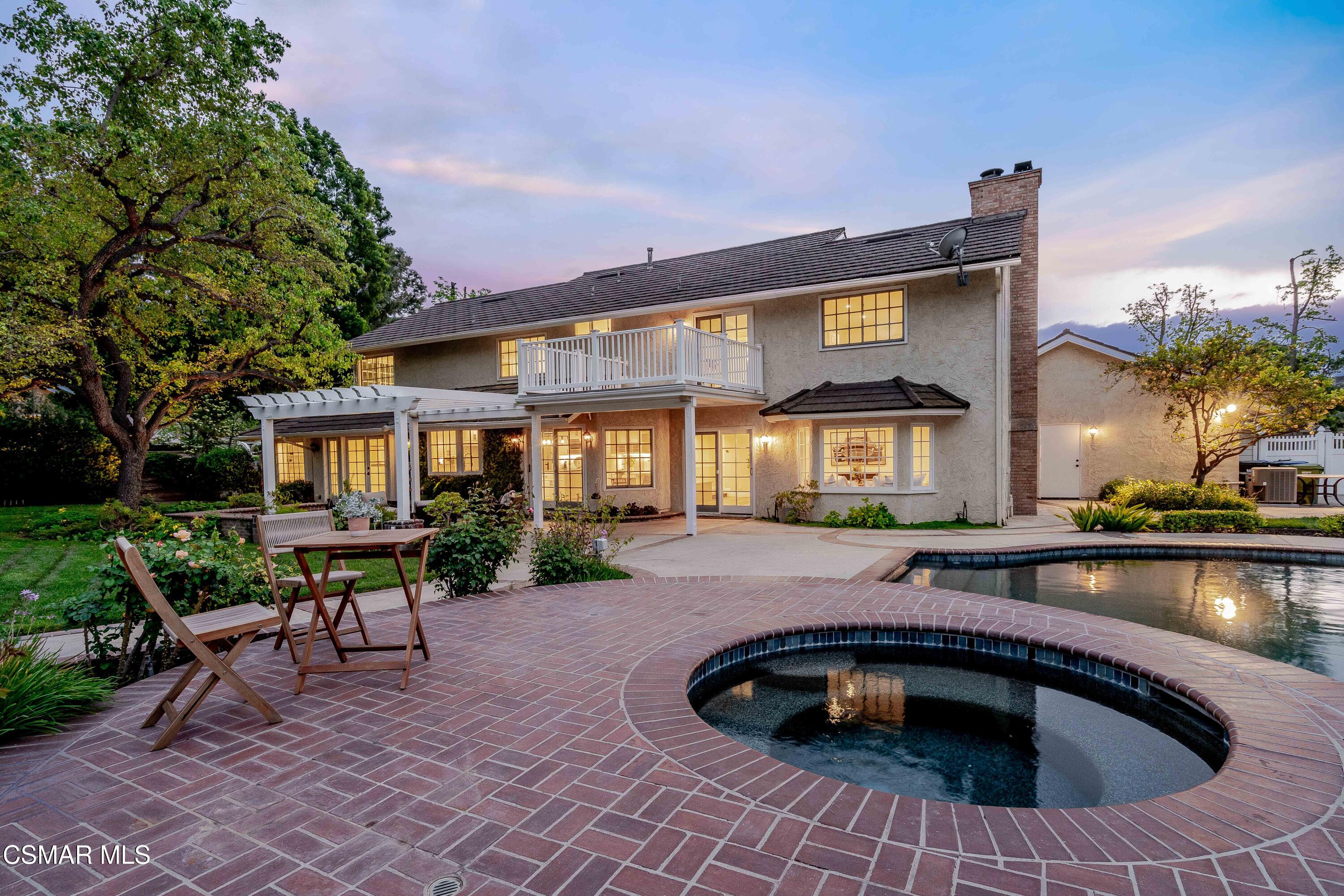 312 Longbranch Road Simi Valley, CA 93065 - Photo 5 of 11 312 Longbranch Road