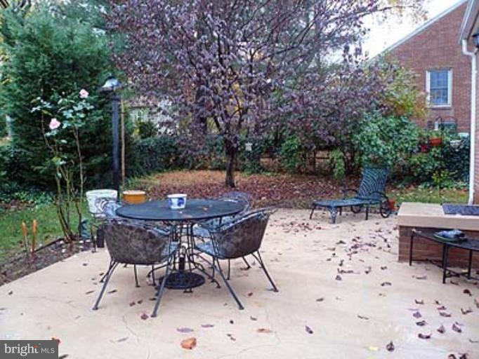 6813 Lynbrook Drive Springfield, VA 22150 - Photo 16 of 16 Patio