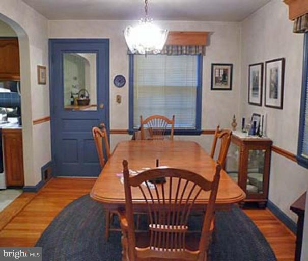 6813 Lynbrook Drive Springfield, VA 22150 - Photo 4 of 16 Dining Room