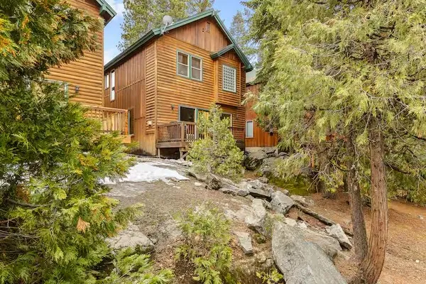 $559,000 | 40830 Village Pass Lane, Unit 22, Shaver Lake, CA 93664
