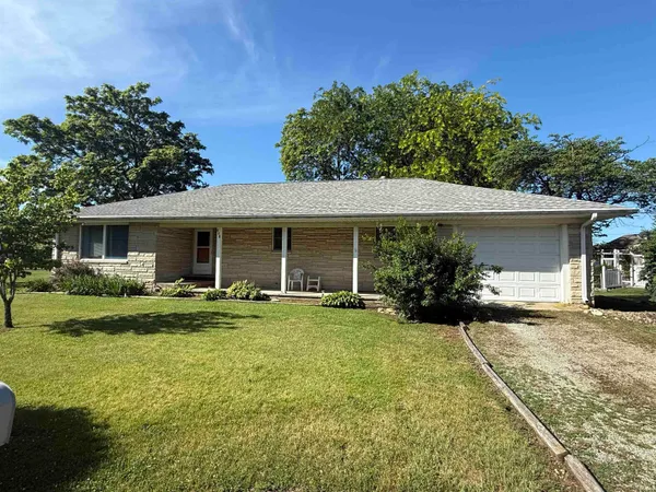 $199,500 | 608 East Terrace Drive, Winamac, IN 46996