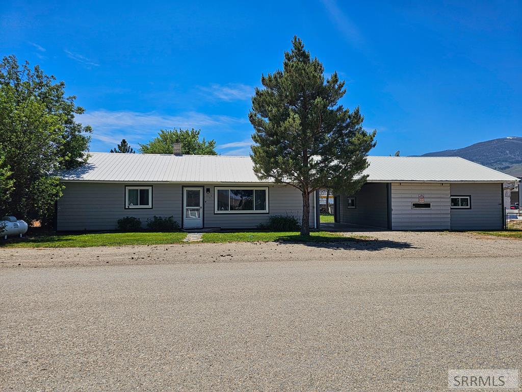 1605 Mary Street Salmon, ID 83467 - Photo 1 of 34