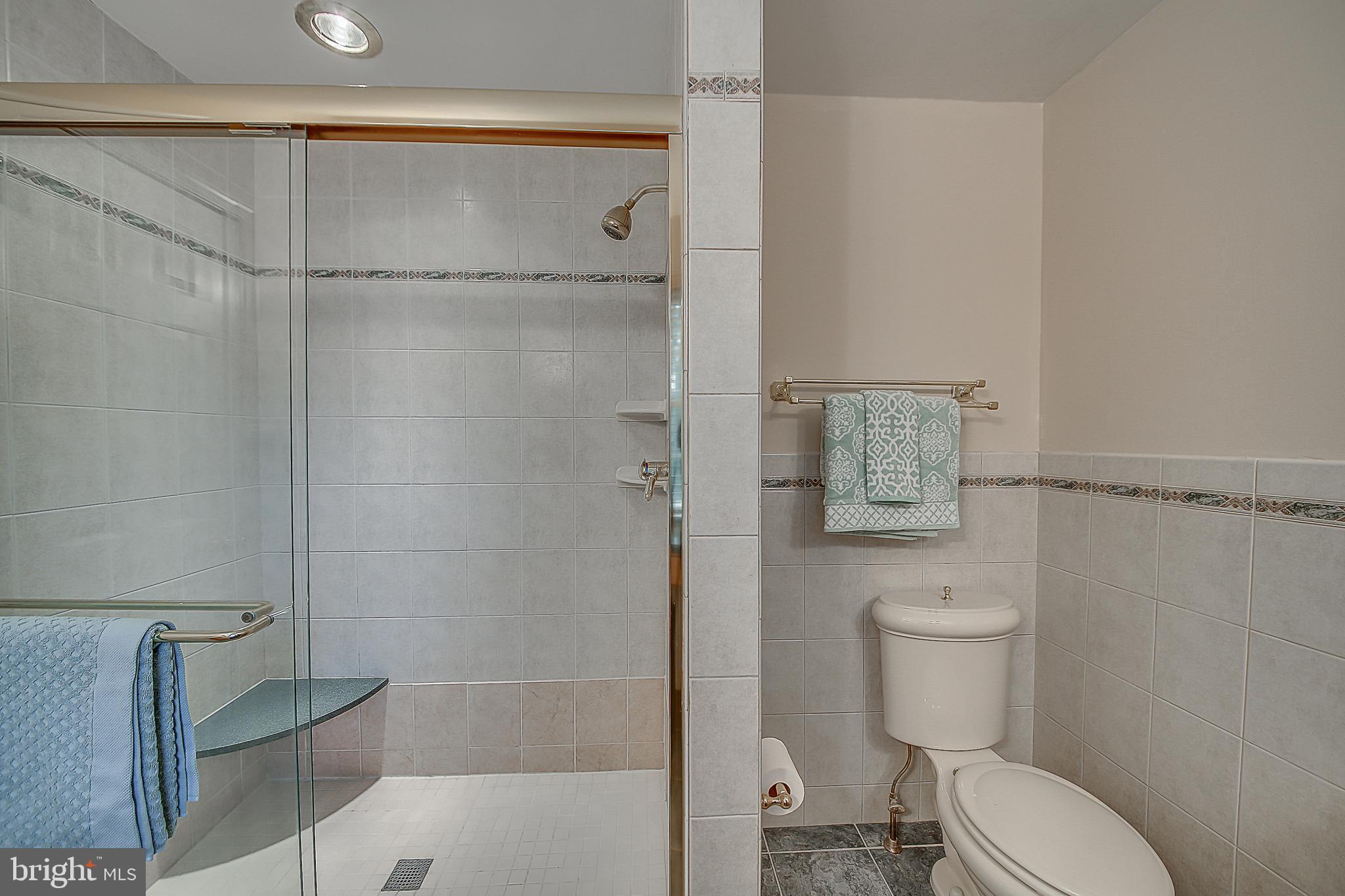 305 Newgate Road Langhorne, PA 19047 - Photo 22 of 37 Owners Bathroom