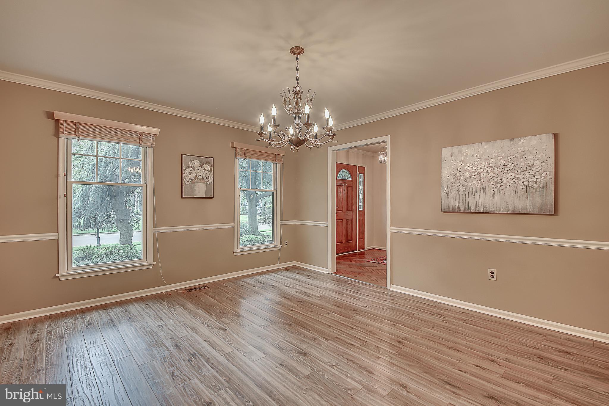 305 Newgate Road Langhorne, PA 19047 - Photo 8 of 37 Dining Room