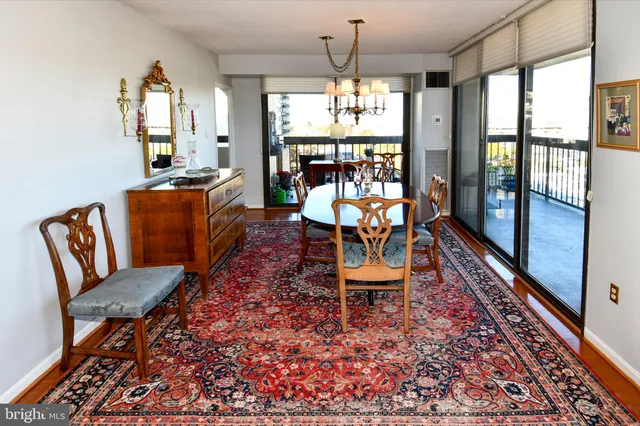 $1,590,000 | 400 Madison Street, Unit 1008, Alexandria, VA 22314