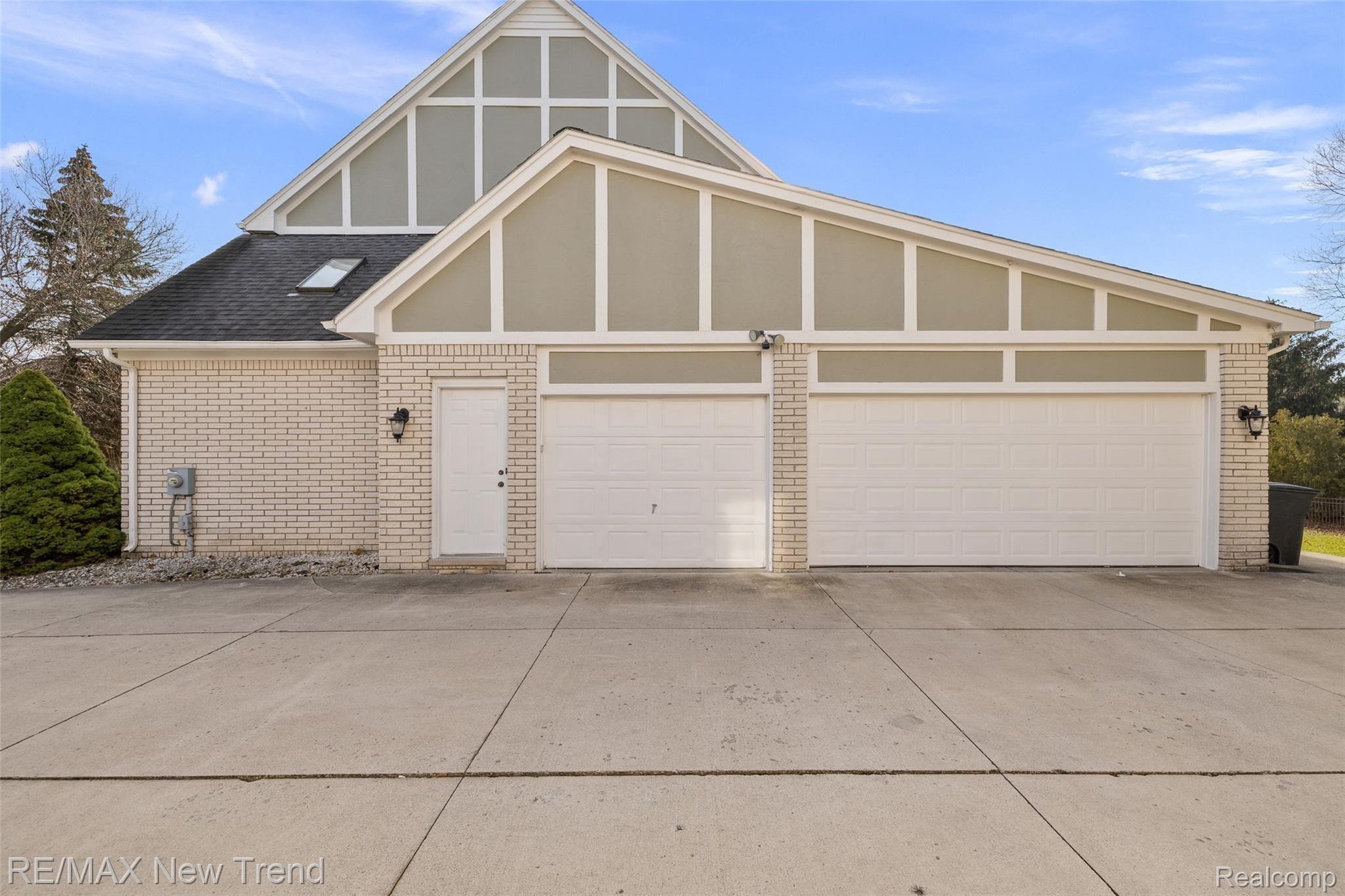 4797 Rambling Drive Troy, MI 48098 - Photo 9 of 59 4797 Rambling Dr-15.jpg